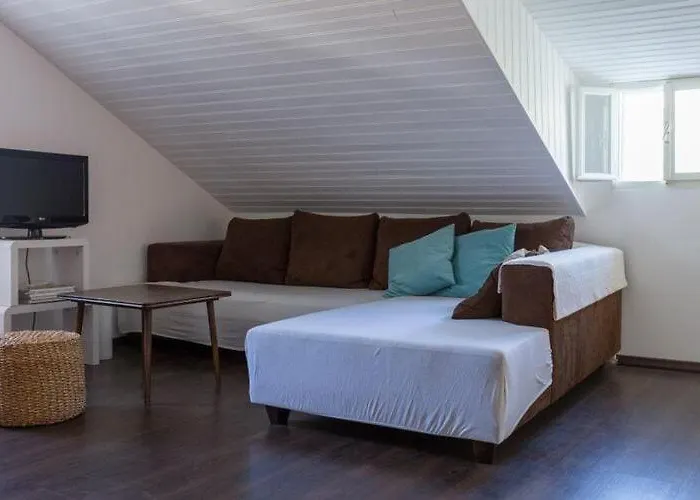 Dubravka Iza Roka- With View *